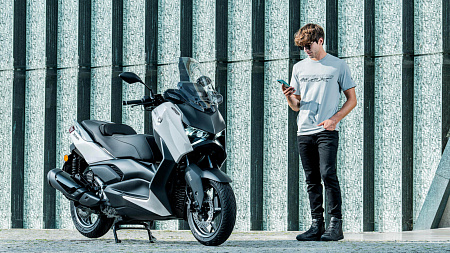 Мотоцикл Yamaha XMAX 300 Tech Max Heat